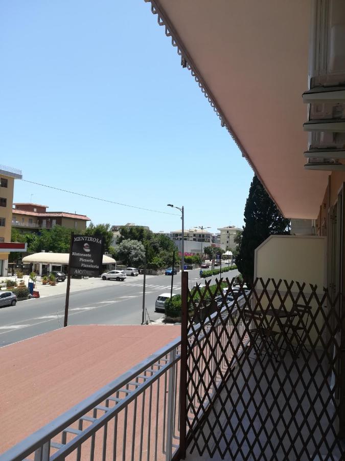 B&B Sally Syracuse ภายนอก รูปภาพ